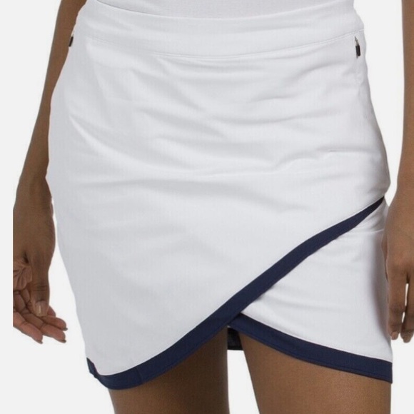 NWOT - PETER MILLAR Performance Laura Wrap Golf Skort - White/Navy SIZE L - Picture 3 of 12